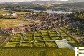 Prodej stavebního pozemku 894 m2 - projekt zasíťovaných stavebních pozemků, Horní Planá (Lipno), cena 7062600 CZK / objekt, nabízí 