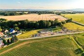 Prodej stavební parcely v mírném svahu s vlastním dubovým hájem, 2 918 m2, Radostice u Borovan, cena 6490000 CZK / objekt, nabízí 