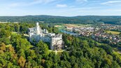 Pozemek 906 m2 - bydlení na Hluboké mezi přírodou, sportem a městem, cena 7000 CZK / m2, nabízí 