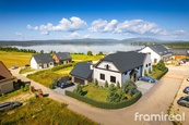 Prodej pozemku s platným stavebním povolením, 962 m2 - Frymburk - Kovářov, cena 9750000 CZK / objekt, nabízí 